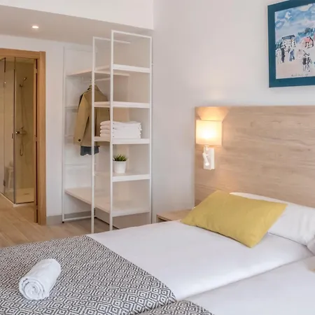 Apartahotel Cye Centre 3*
