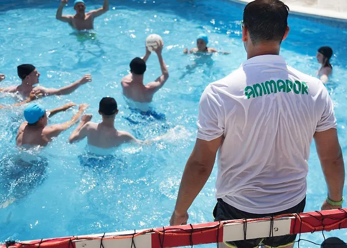 Cye Centre Ξενοδοχείο με διαμερίσματα Σαλού