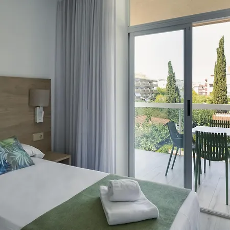 Hotel apartamentowy Cye Centre 3*