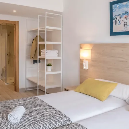 Aparthotel Cye Centre 3*