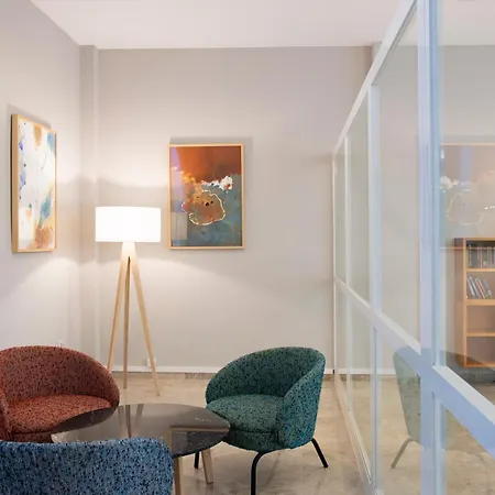 Cye Centre 3* סאלו
