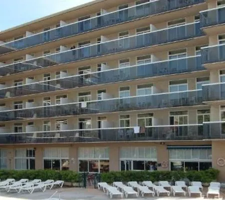 Cye Centre Апарт-отель Салоу