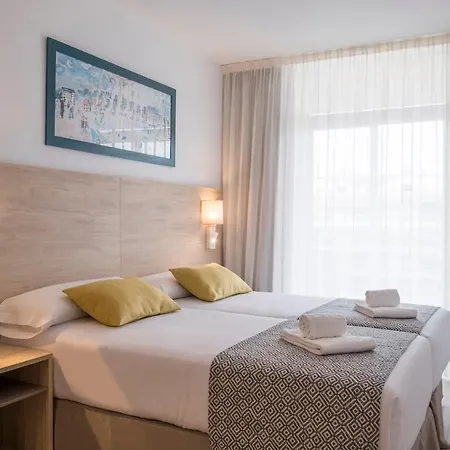 Апарт-отель Cye Centre Салоу